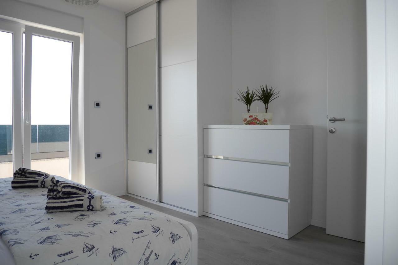Luxury Apartments Beach 耶塞尼采 外观 照片