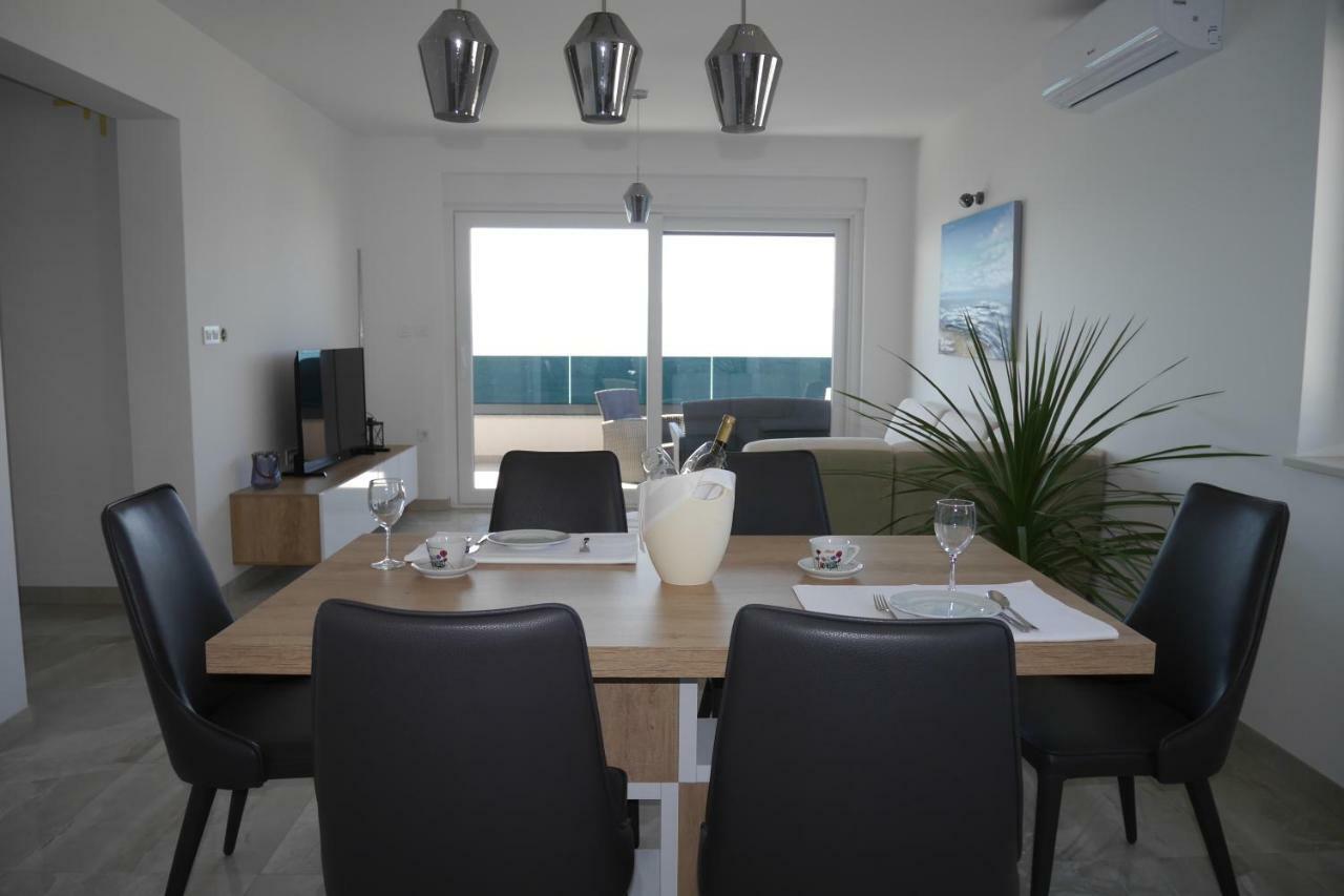 Luxury Apartments Beach 耶塞尼采 外观 照片